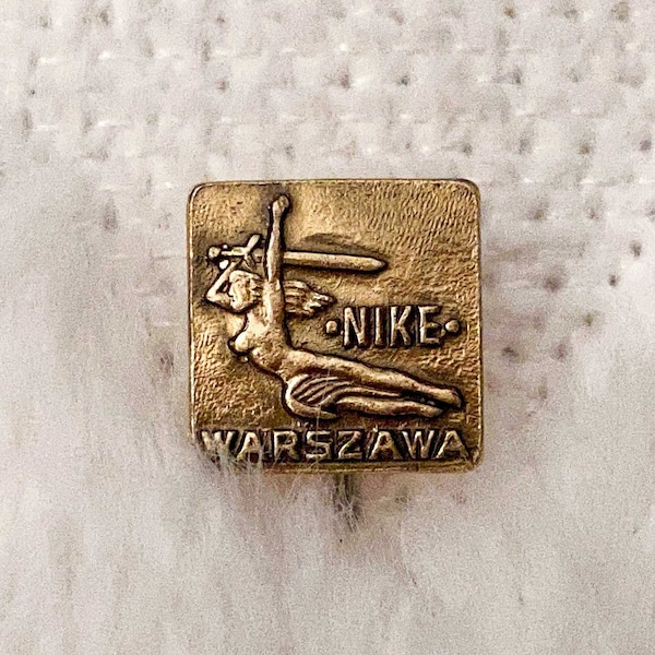 Vintage Warschau Nike Emaille Pin | Antike Warszawa Nike Anstecknadel | Vintage Polen Warschau Abzeichen | Vintage Nike Monument Anstecker | Vintage Warschau