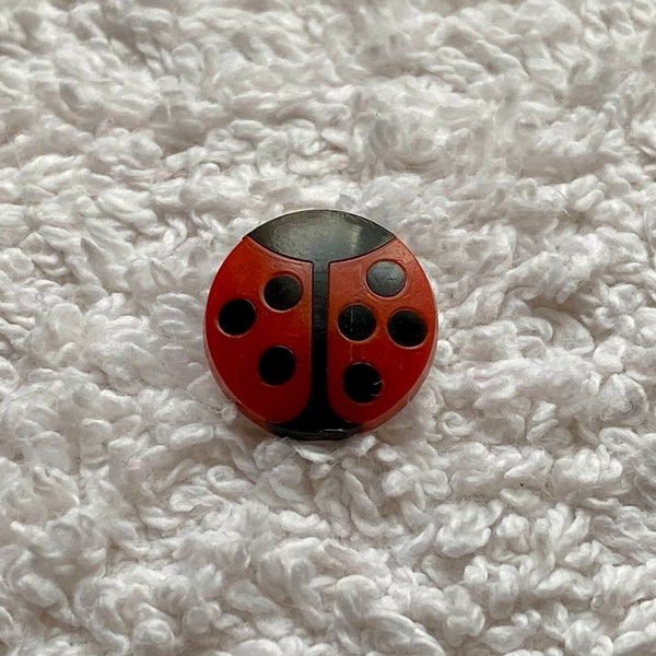 Vintage 1980s Ladybug Enamel Pin | Stylized Red Ladybird Brooch | Retro Ladybug Gift | Lucky Charm Accessory | Vintage Coccinellidae Gift