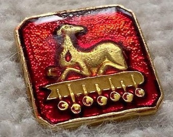 Rare 1960s Vintage Agnus Dei Enamel Pin – Lamb of God Religious Pin – Catholic Christian Symbol – Christian Collectible Badge – Sacred Lamb