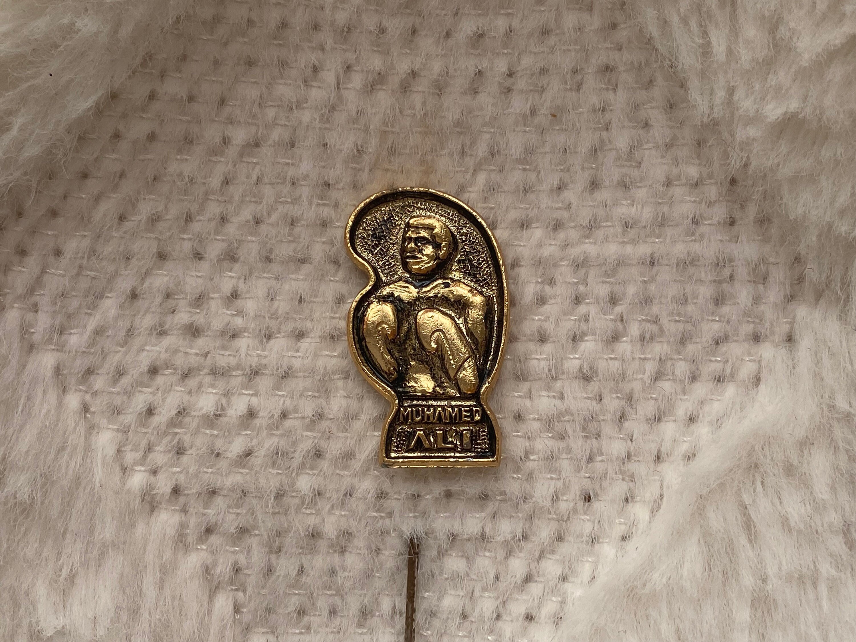 Vintage Enamel Pin - Rare Muhammad Ali Boxing Collectible Pin | Antique Cassius Clay Lapel Pin from 1960s | Vintage Muhammad Ali Boxing Gift