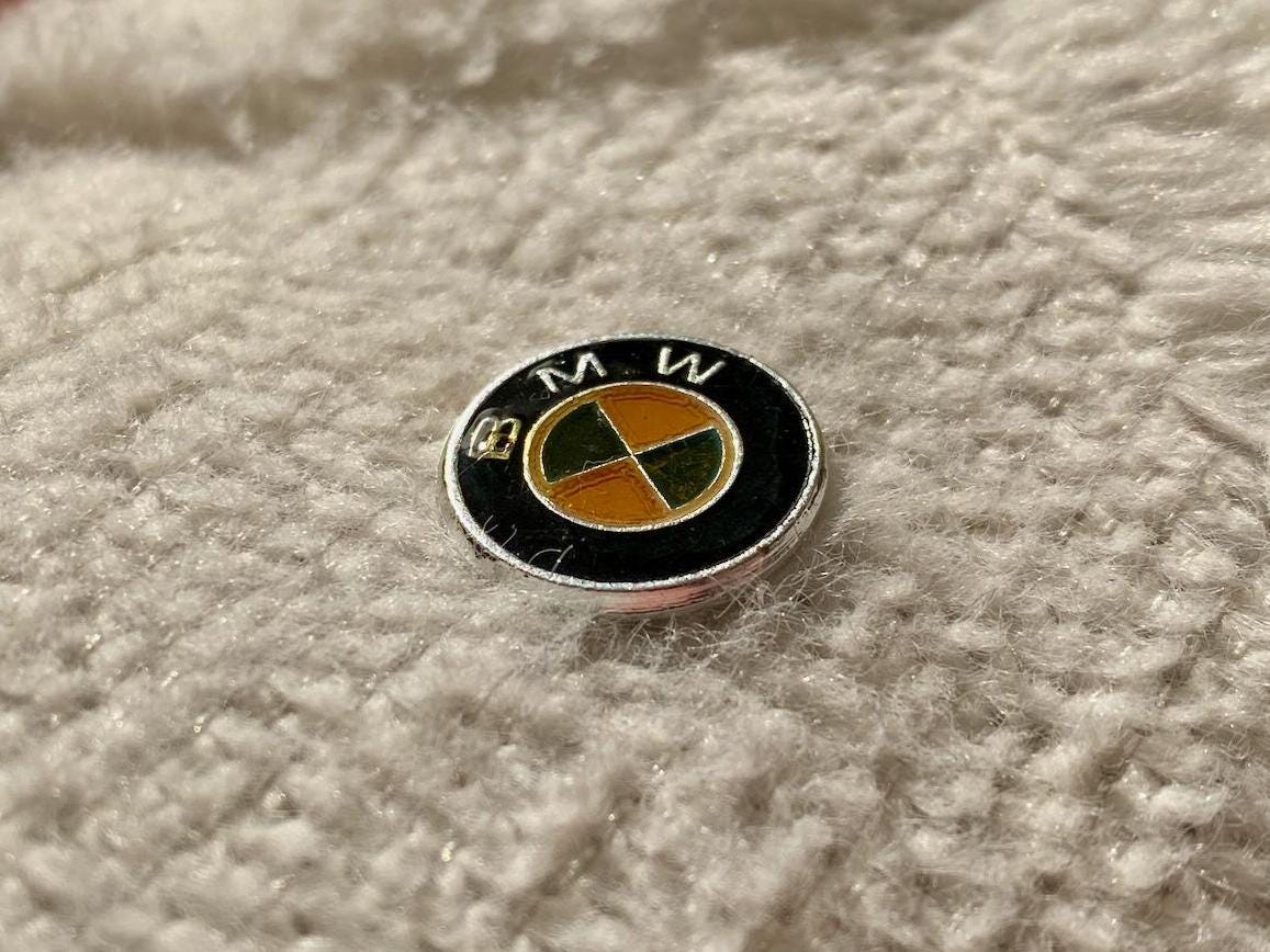 Rare Vintage 1970s BMW Logo Pin – Classic Car Brooch, Badge, Auto Collectible, German Automobile Memorabilia – Retro BMW Merch – BMW Gift