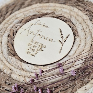 Personalisierte Meilensteinkarte aus Holz – Geburtsanzeige mit Name, Datum, Uhrzeit, Gewicht & Größe – Babygeschenk – Boho Deko zur Geburt