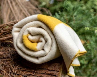 Heavy Wool Blanket in Natural White Mustard. 100% Wool Warm and Thick Bed Blanket Throw