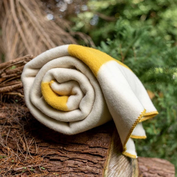 Heavy Wool Blanket in Natural White Mustard. 100% Wool Warm and Thick Bed Blanket Throw