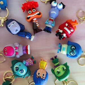 Llaveros con personajes emotivos - Llaveros coloridos con estado de ánimo, adorno 3D para mochila