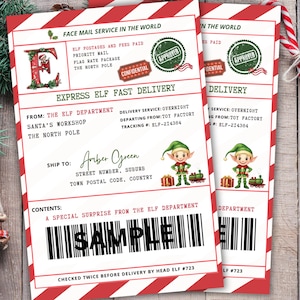 Puede incluir: Dos tarjetas con temática navideña con bordes a rayas rojas y blancas. Las tarjetas presentan texto que incluye "Express Elf Fast Delivery" y "A Special Surprise From The Elf Department". Las tarjetas también tienen ilustraciones de elfos y un código de barras que dice "SAMPLE".