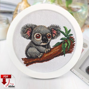 Padrão de ponto cruz de coala bebê PDF - Coala fofo pendurado em árvore de eucalipto, perfeito para decoração de berçário ou presente de aniversário - Gráfico fácil