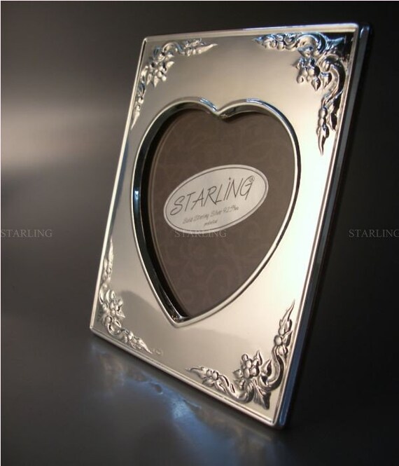 3,15"x3,15" - 8x8 cm - Romantischer Herz Fotorahmen–massives 925 Serling Silber–Mahagonirücken