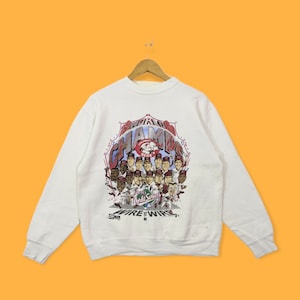 Vintage 90s Cincinnati reds sweatshirt Cincinnati reds crewneck Cincinnati reds sweater pullover sports style white colour size medium