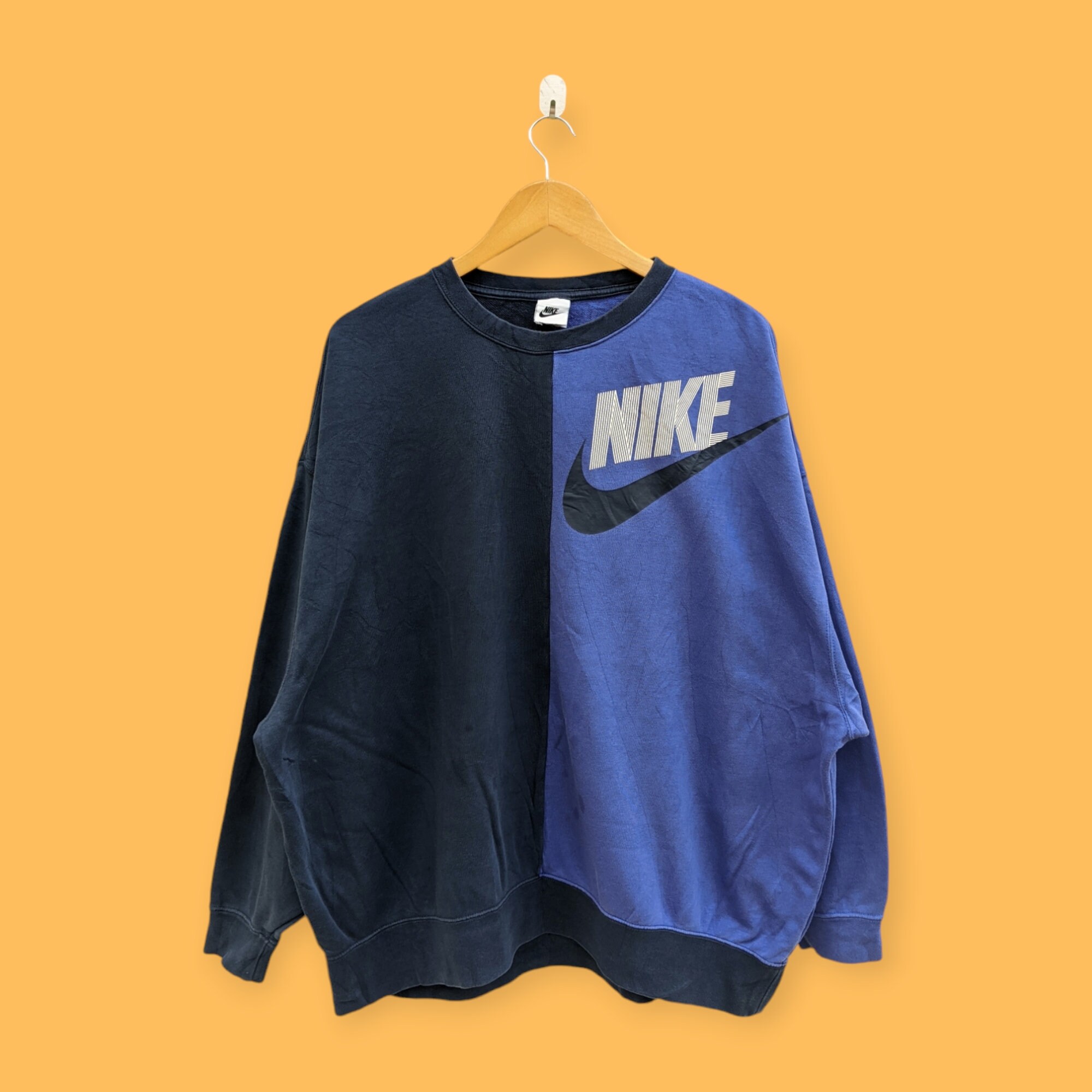 vintage style nike sweatshirt