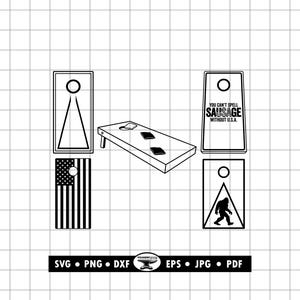 Puede incluir: Una taza de cerámica blanca con un asa negra y el texto "But First, Coffee" en negro, con una fuente de estilo manuscrito. La taza está sobre una superficie blanca.