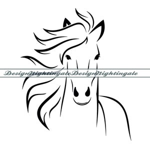 Può includere: Un disegno in bianco e nero di una testa di cavallo con la criniera al vento.