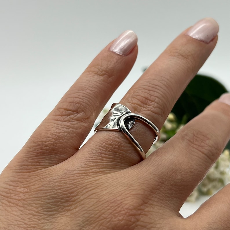 Gehamerde dikke ring, duimring, verstelbare ring voor vrouwen, sierlijke ring, open ring, ringen voor vrouw, cadeau voor haar, Valentijnsdagcadeau afbeelding 8