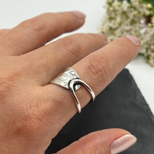 Anillo grueso martillado, anillo del pulgar, anillo ajustable para las mujeres, anillo delicado, anillo abierto, anillos para la mujer, regalo para ella, regalo del día de San Valentín imagen 4