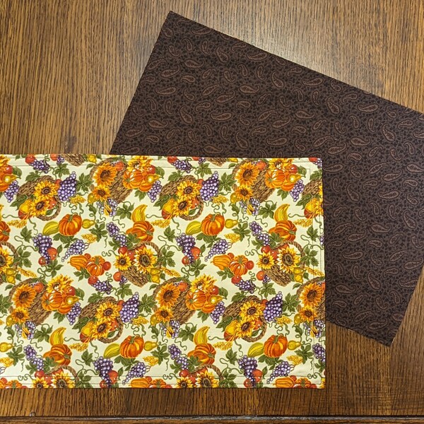 Fall Placemat Set: Harvest Basket and Brown Cotton Table Decor