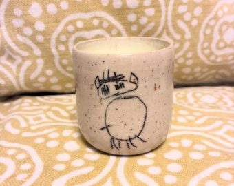 Becher mit Kinderzeichnung