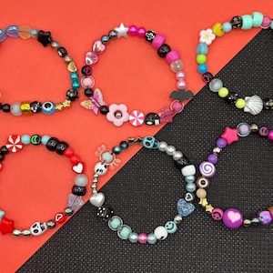 Braccialetti di perline ispirati a Monster High Draculaura Frankenstein