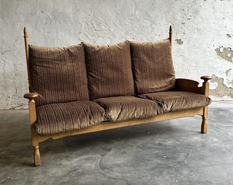 1950s Guillerme et Chambron Inspired Brutalist Oak and Velvet Throne-Like Sofa - Brutalist 3-seater - oak brutalist sofa