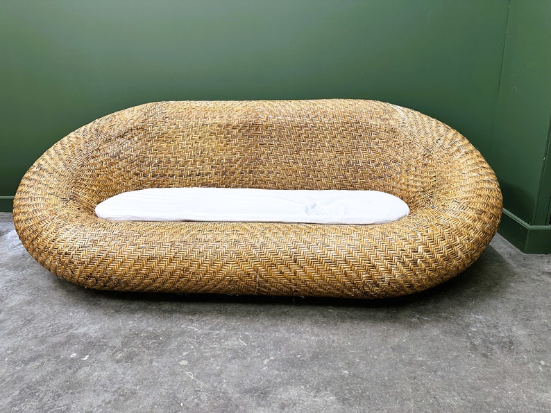 Vintage Curvy Rattan Bamboo Sofa, 1980s Italy. image 1