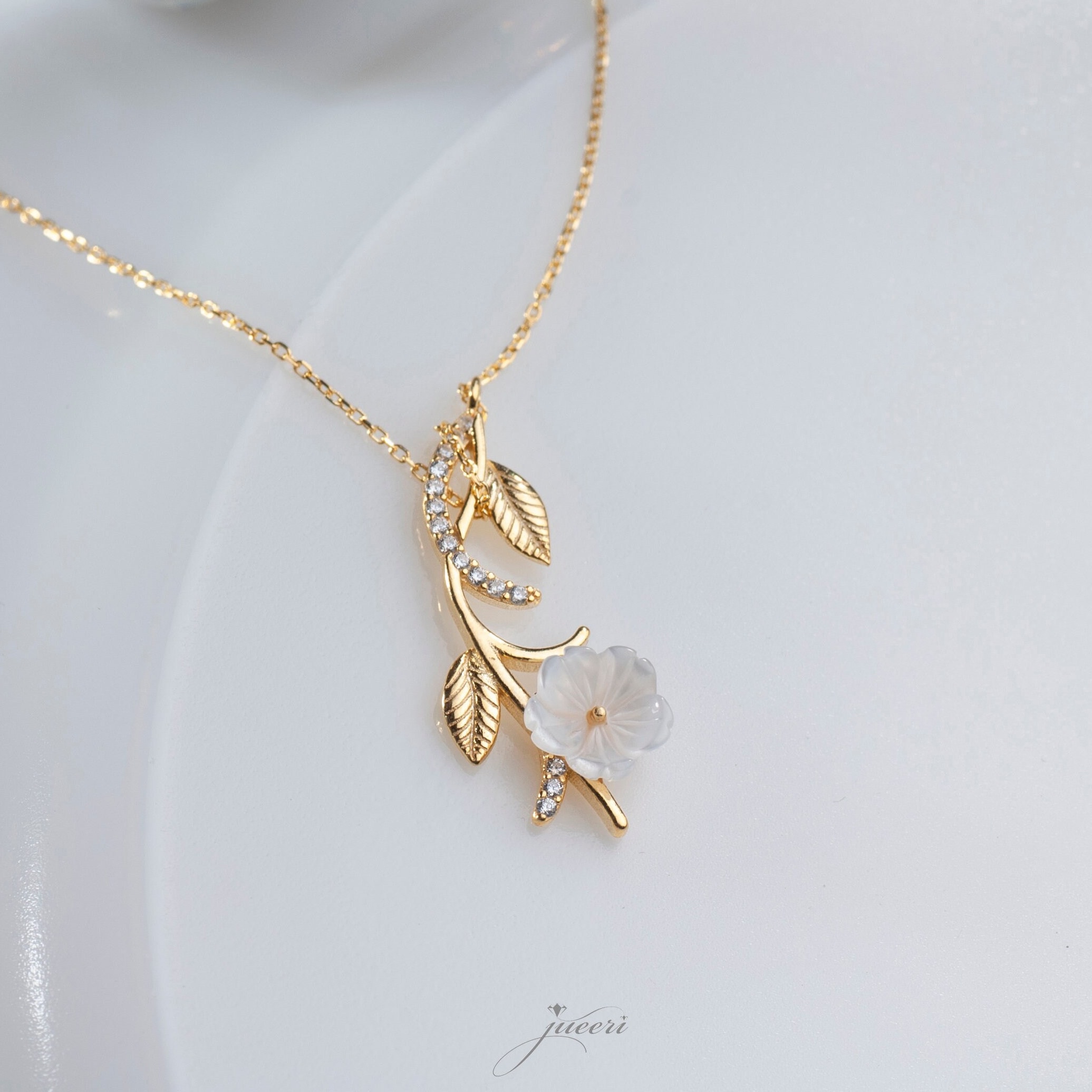 Magnolia Necklace - Etsy