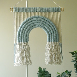 Macrame rainbow, Wall Hanging Decoration, Natural white and baby blue, Makramee Wandbehang, Baby blau Regenbogen Makramee für Kinder