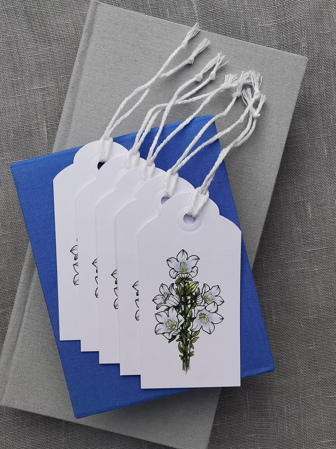 White Bell Flower Gift Tags Set of 5 Handmade Floral Tags Etsy