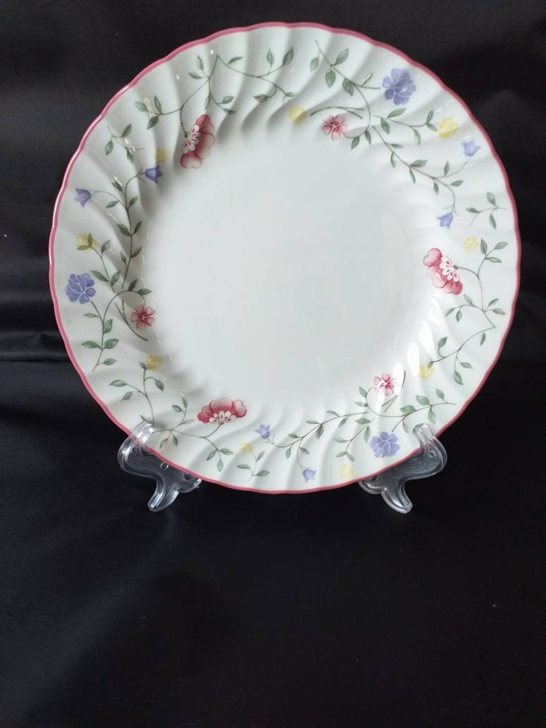 Johnson Brothers Summer Chintz Salad Plate 8.5. Made in Etsy