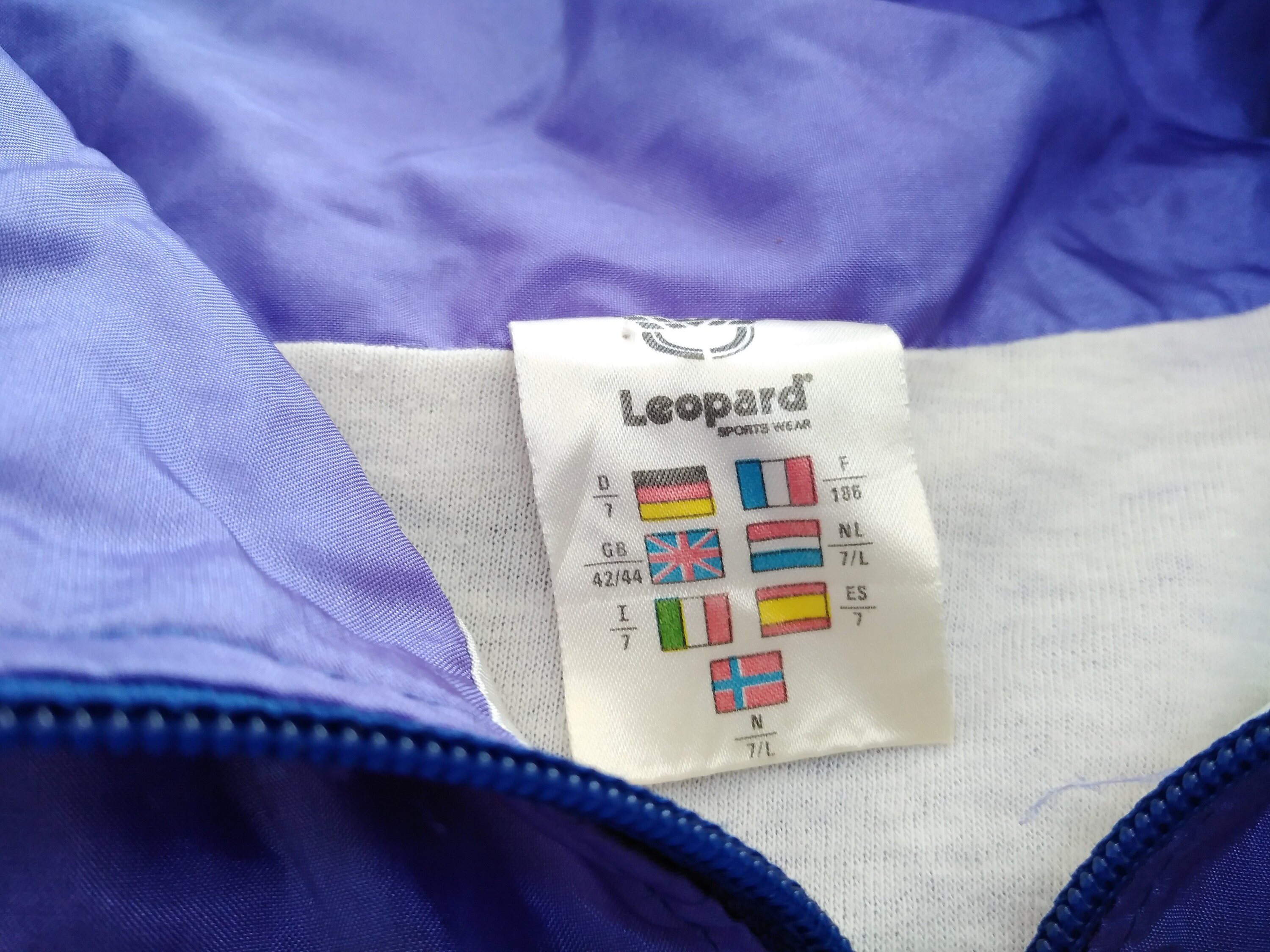 Leopard Vintage 90s Color Block Windbreaker Jacket / Size D