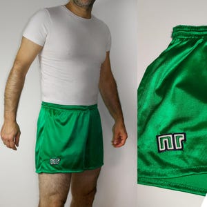Italian ENNERRE Vintage 80s Shiny Football Running Shorts / made in italy Size 6