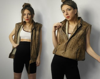 Vintage Lee sleeveless leather roper jacket / vintage vest with sherpa lining / size S