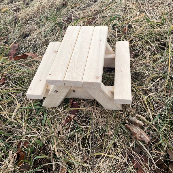 Squirrel Picnic Table Etsy