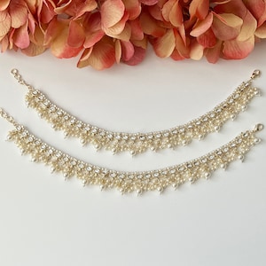 Gold Kundan Moti Perle Fußkettchen Payal Tempel Fußkettchen Payal Jhanjran Panjeb Boho Fußkettchen indischen Schmuck ethnischen Schmuck Hochzeit Braut Desi Fußkettchen