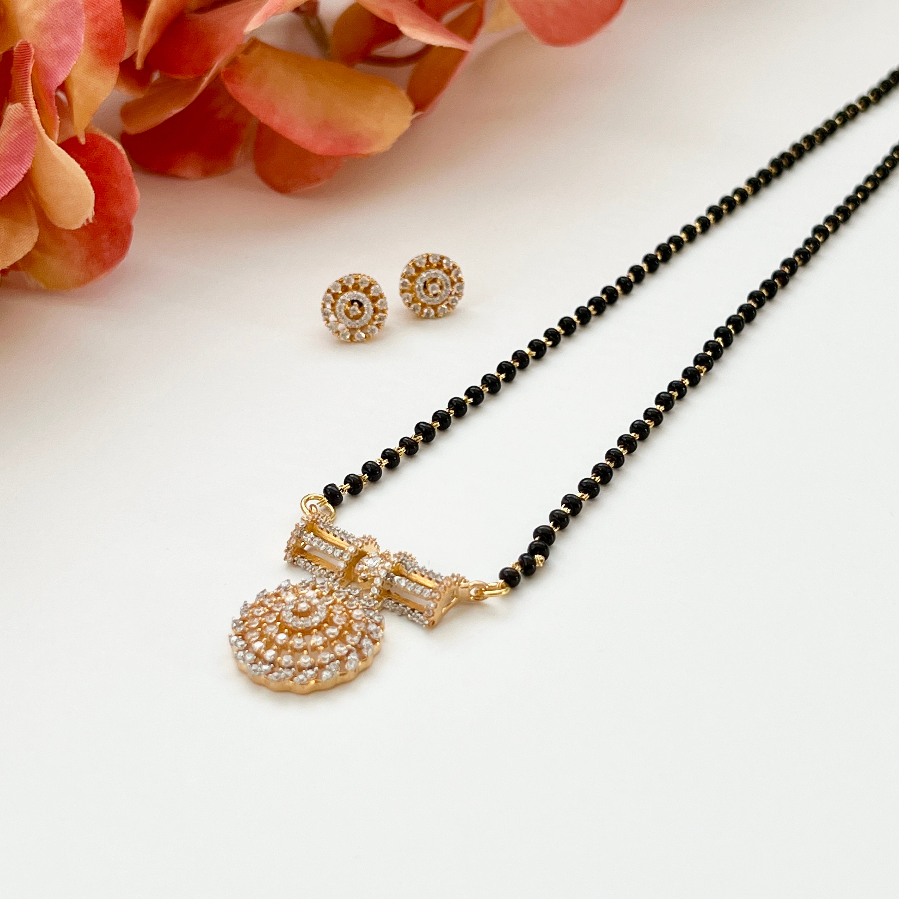 Mangalsutra Indiano Sunsoul | Collana Con Perline Nere E Zirconia Cubica Tono Oro | Gioielli Bollywood Da Sposa