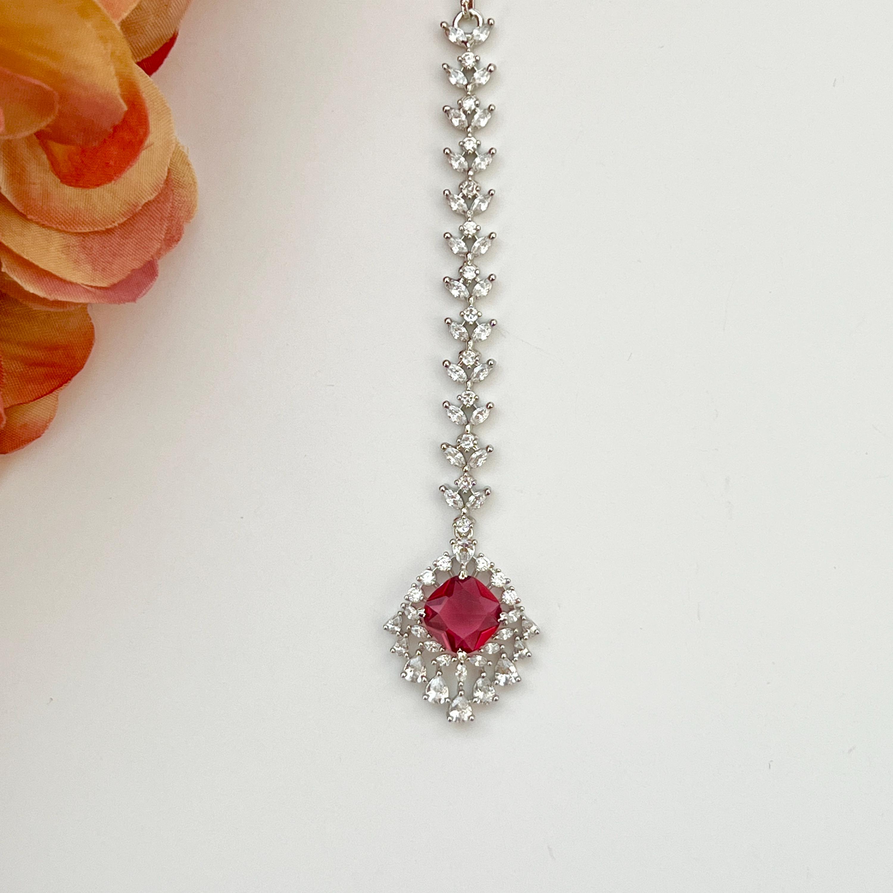 Diamond Maang Tikka Bollywood Jewelry Cubic Zirconia Tikka  display picture 2