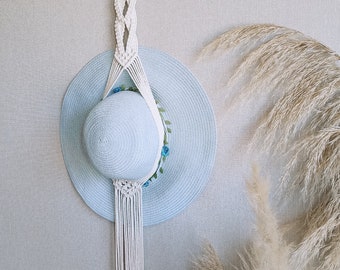 Macrame decoration hanger for hat _ Macrame hat holder _ Handmade hat range _ Boho wall decoration _ Cozy decoration