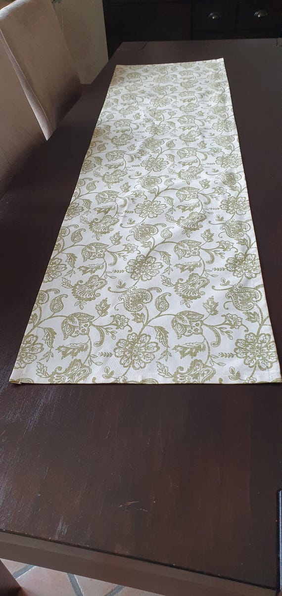 Ikea Junimagnolia Tischläufer grün ca 40 x 148 cm