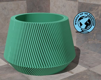 Könnte beinhalten: Ein türkisfarbener Blumentopf mit einem einzigartigen, geometrischen Design. Der Topf hat eine breite, runde Öffnung und einen schmalen Boden. Der Topf ist aus glattem Kunststoff gefertigt.