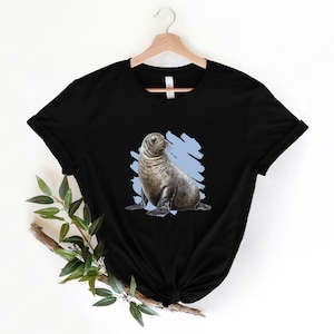 Realistic Seal Shirt, Water Color Animal Design Shirt, Summer Shirt, Beach Lover Gift, Cute Seal Shirt, Seal Gift, Marine Animal Shirt