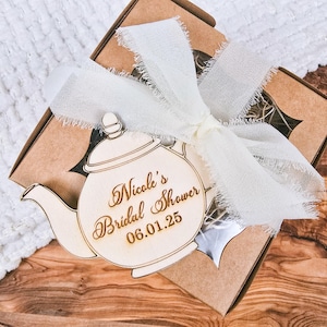 Tea party favor tags - Custom Party Favors for Birthdays, Baby Showers, bridal shower, wedding, afternoon tea, teapot shaped tags, Gift tag