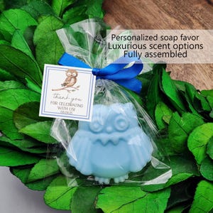 Owl soaps for owl baby showers or first birthday parties. Perfect fit for woodland or forest themed events.  Woodland party favor soaps.