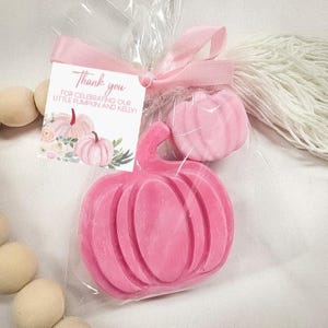 Pumpkin baby shower favors - pink pumpkin party favors - pumpkin bridal shower- pumpkin wedding favor - pumpkin soap favor - girl pumpkin