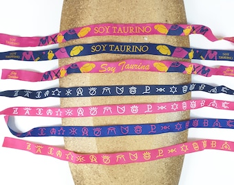 Embroidered Ribbon Bracelet Soy Taurino / Soy Taurina / Irons from livestock farms / with cape colors, blue. Adjustable. Man / Woman / Unisex