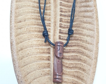 Pendentif hei tiki, Maori, Nouvelle-Zélande, PolynésieHaut. 8,5 cm