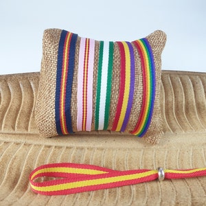 Pulsera cinta Bandera de España / Ajustable / Tela / Bandera España con azul marino / Andalucía / Arco Iris orgullo / Republicana