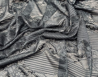 Tessuto di pizzo floreale elasticizzato bidirezionale in nylon vintage nero, larghezza 55", costume, drappeggio