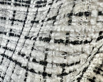 Tela de traje de tweed bouclé de chenilla a cuadros metálicos en color marfil y negro, cortada a medida, 58'' de ancho, tejido.