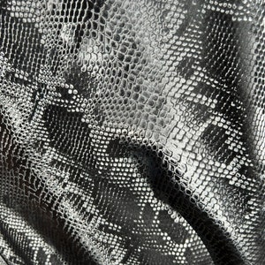 Motif peau de serpent noire sur tissu polyester élasthanne enduit de polyuréthane extensible par mètre, 60 pouces de large, décoration, toile de fond