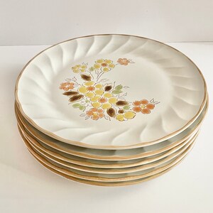 Vintage Hearthside Sculptura Gaiety Hand Painted Stoneware Dinner Plates Set of 6