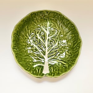 Vintage Green Cabbage Leaf 11&quot; Round Serving Bowl
