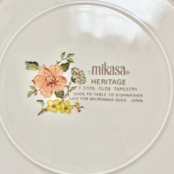 Vintage Mikasa Heritage Olde Tapestry Dinner Plates - Etsy
